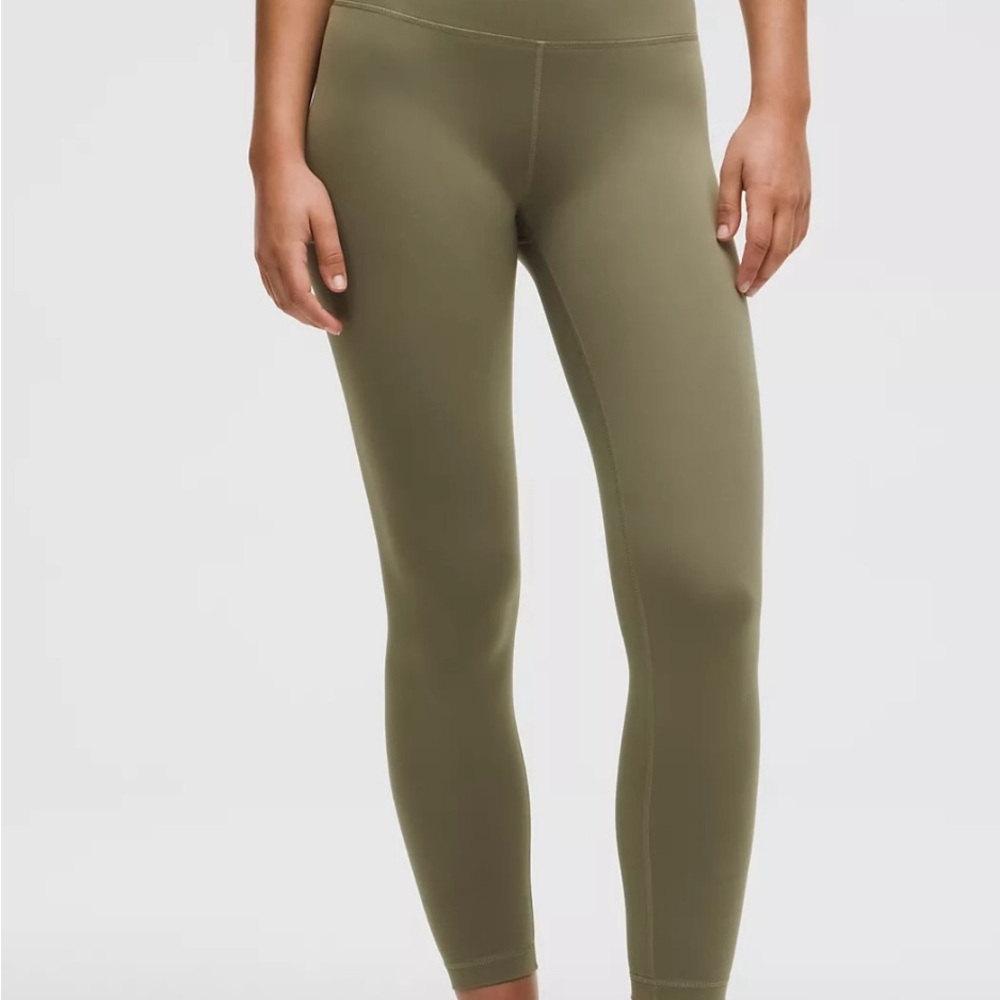 Lululemon Wunder Train High-Rise Crop 23" Sz 8 Sage Green color
